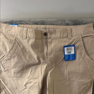 Columbia Men's Khaki Chino Pants